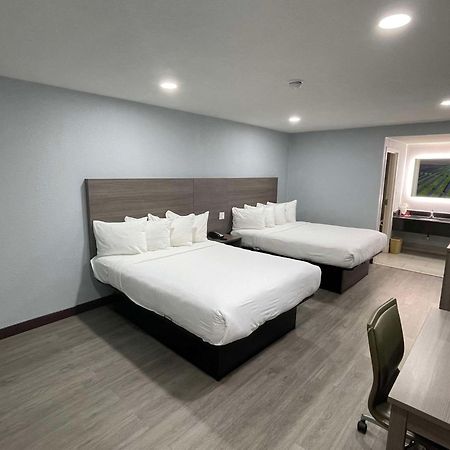 Surestay Hotel By Best Western Childress Exterior photo