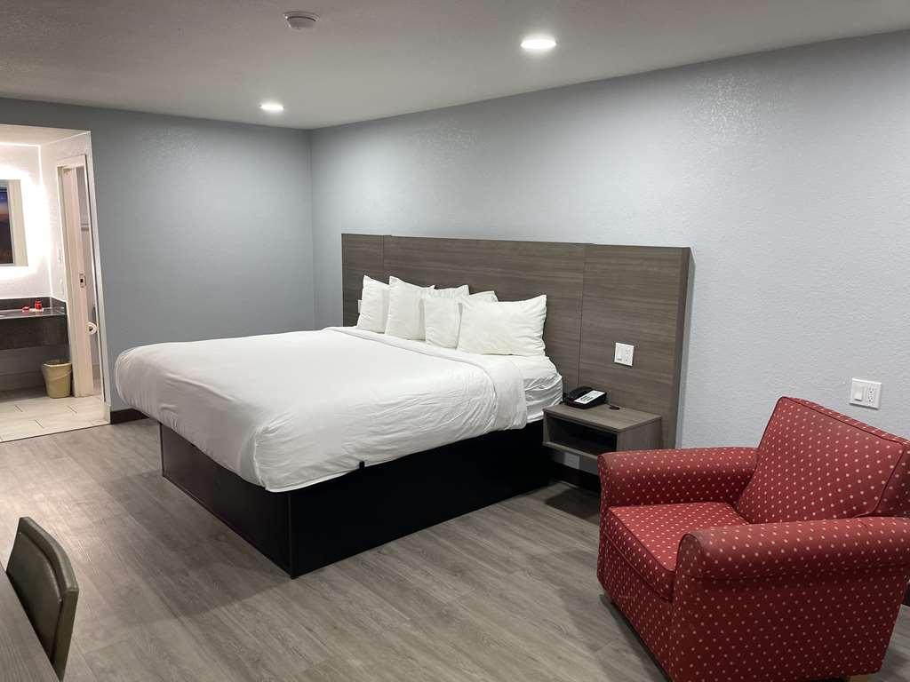 Surestay Hotel By Best Western Childress Room photo