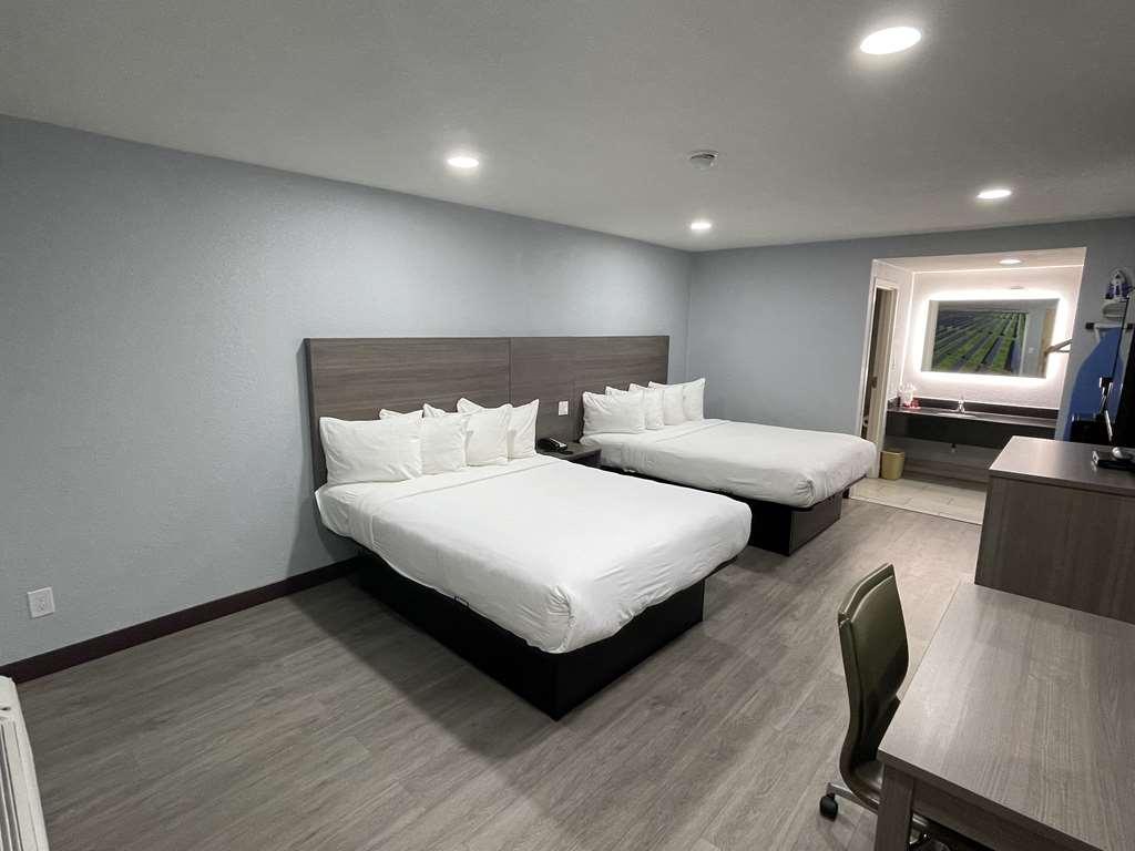 Surestay Hotel By Best Western Childress Room photo