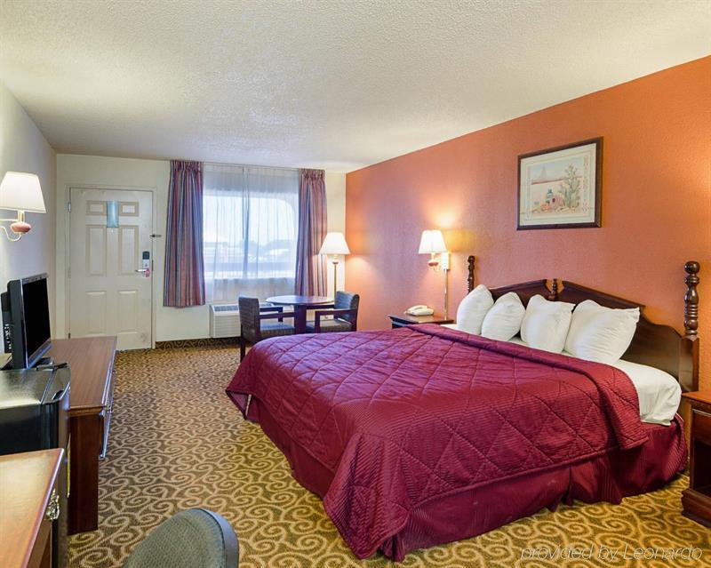 Surestay Hotel By Best Western Childress Exterior photo